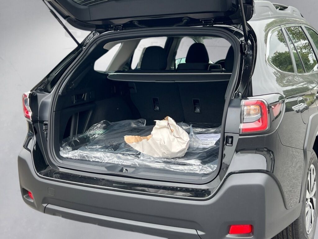 2025 Subaru OUTBACK Premium Hagerstown MD