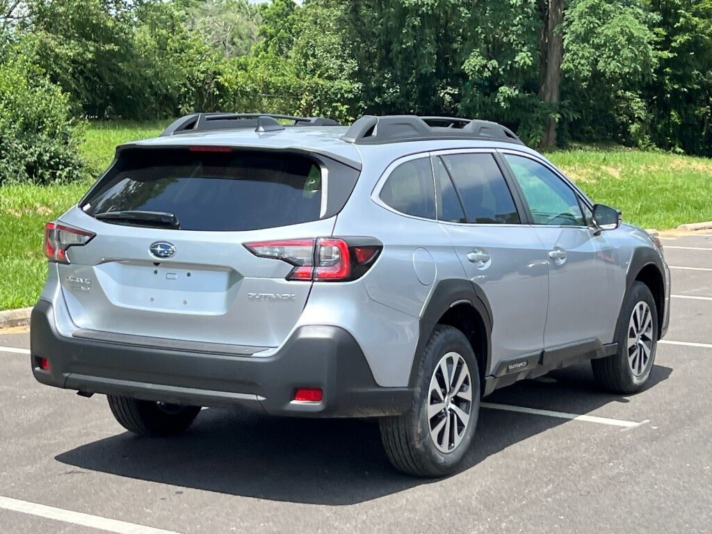 2025 Subaru OUTBACK Premium Hagerstown MD