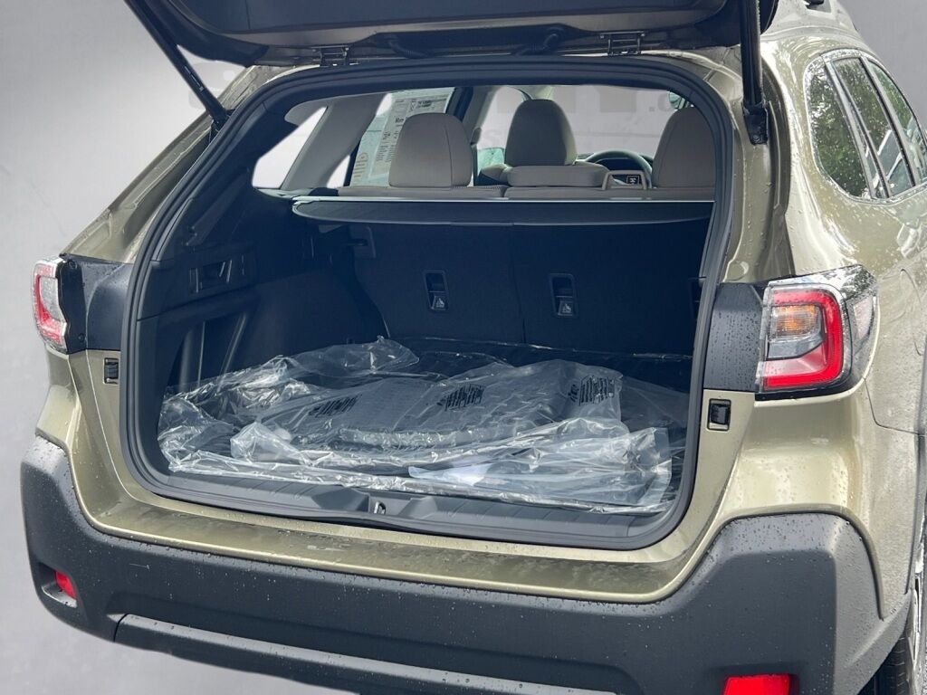 2025 Subaru OUTBACK Premium Hagerstown MD