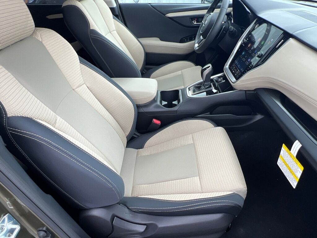 2025 Subaru OUTBACK Premium Hagerstown MD