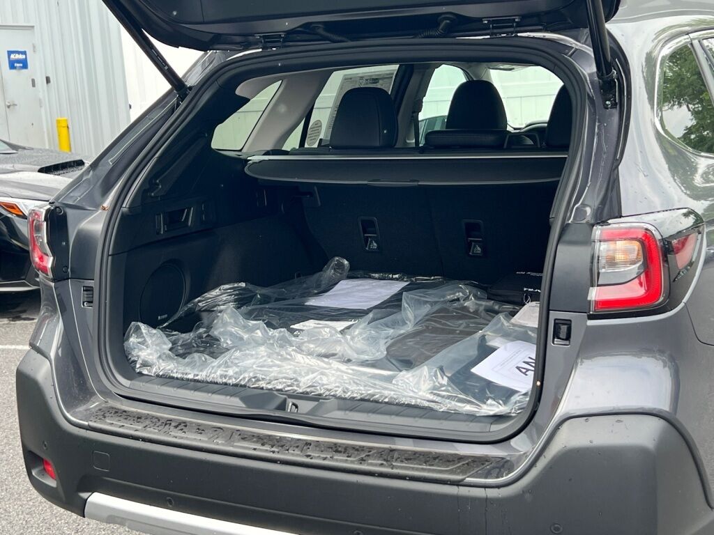 2025 Subaru Outback Limited Hagerstown MD