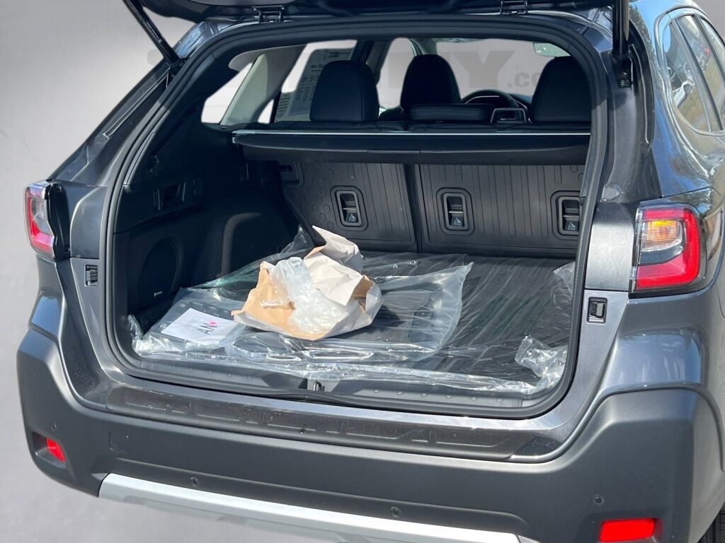 2025 Subaru Outback Limited Hagerstown MD