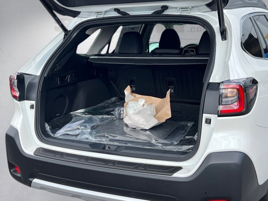 2025 Subaru Outback Limited Hagerstown MD