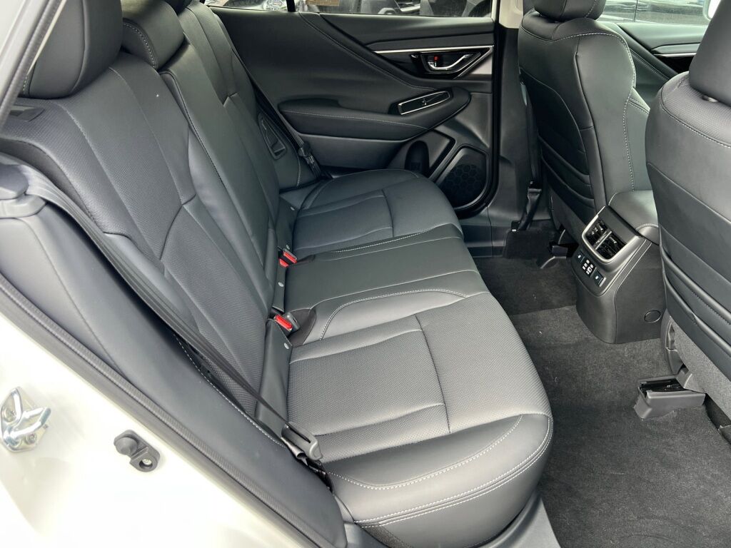 2025 Subaru Outback Limited Hagerstown MD