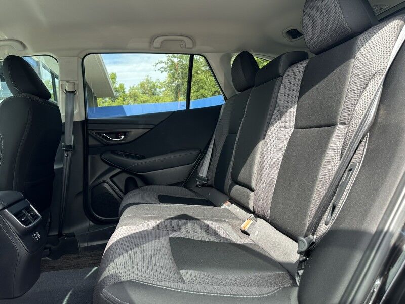 2025 Subaru Outback Premium - Photo 16