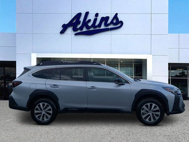 2025 Subaru Outback Premium Appleton WI