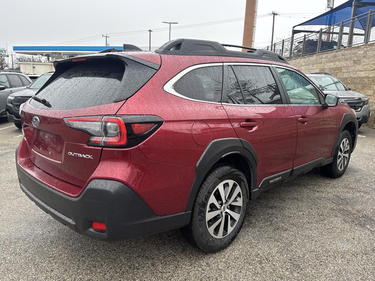 2025 Subaru Outback Premium