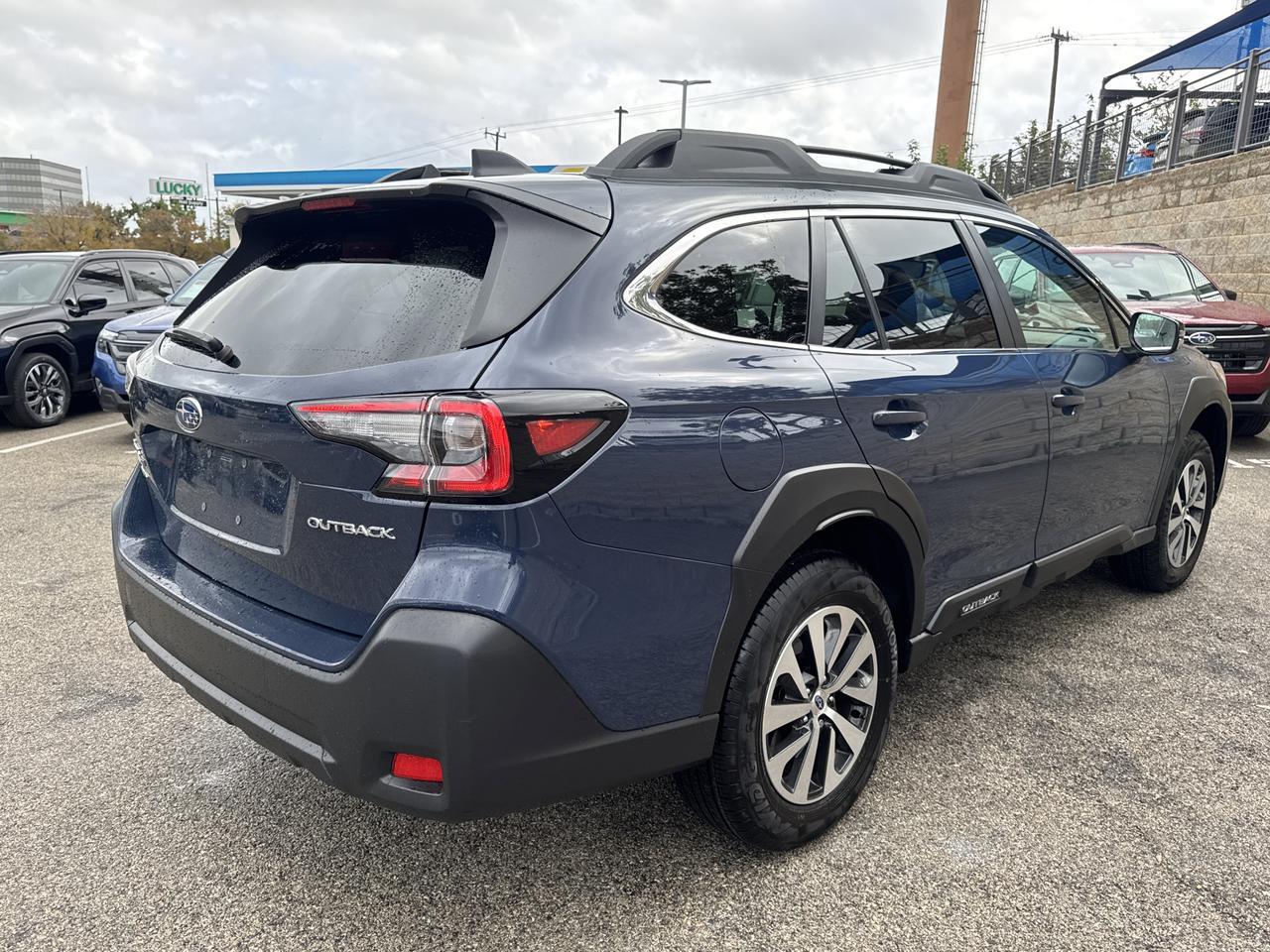 2025 Subaru Outback Premium