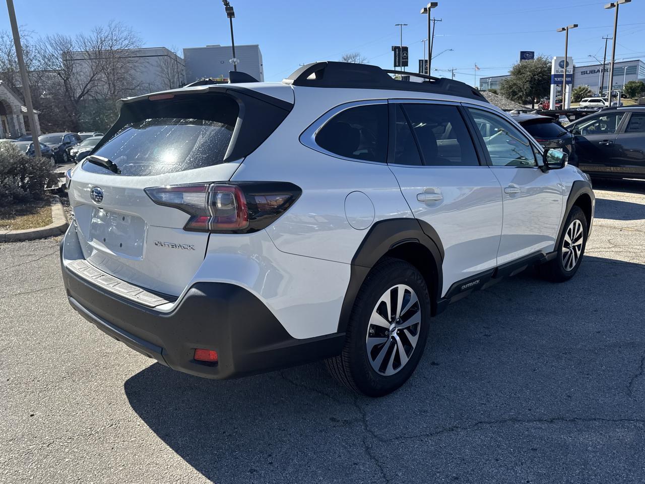 2025 Subaru Outback Premium