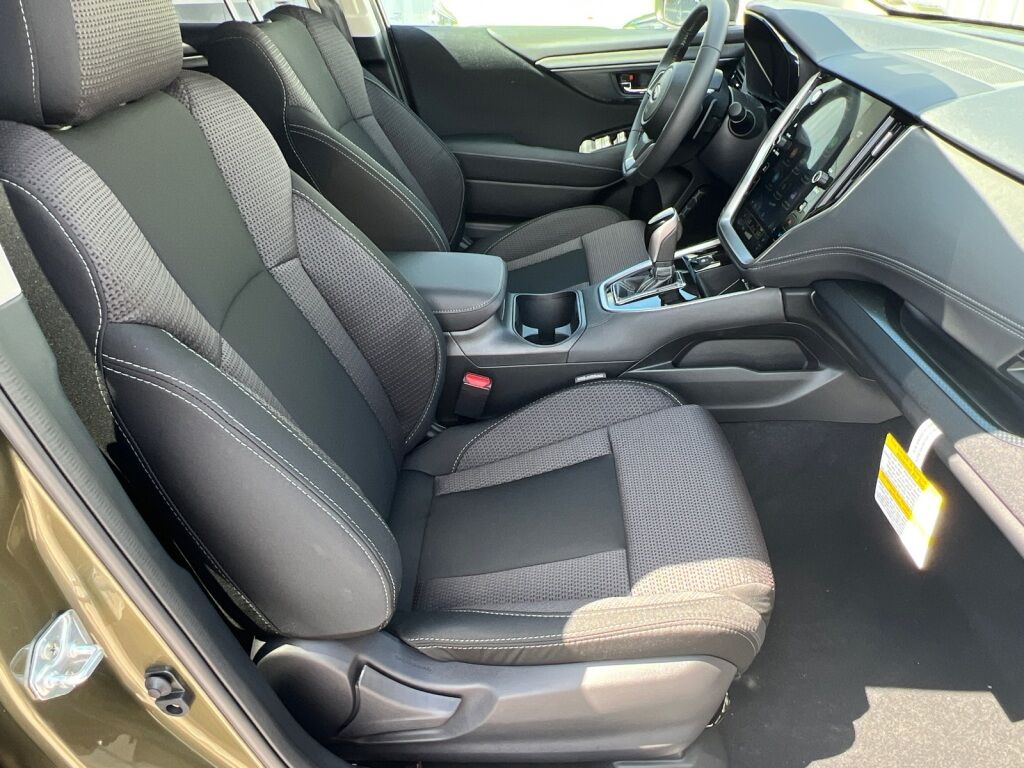 2025 Subaru Outback Premium Hagerstown MD