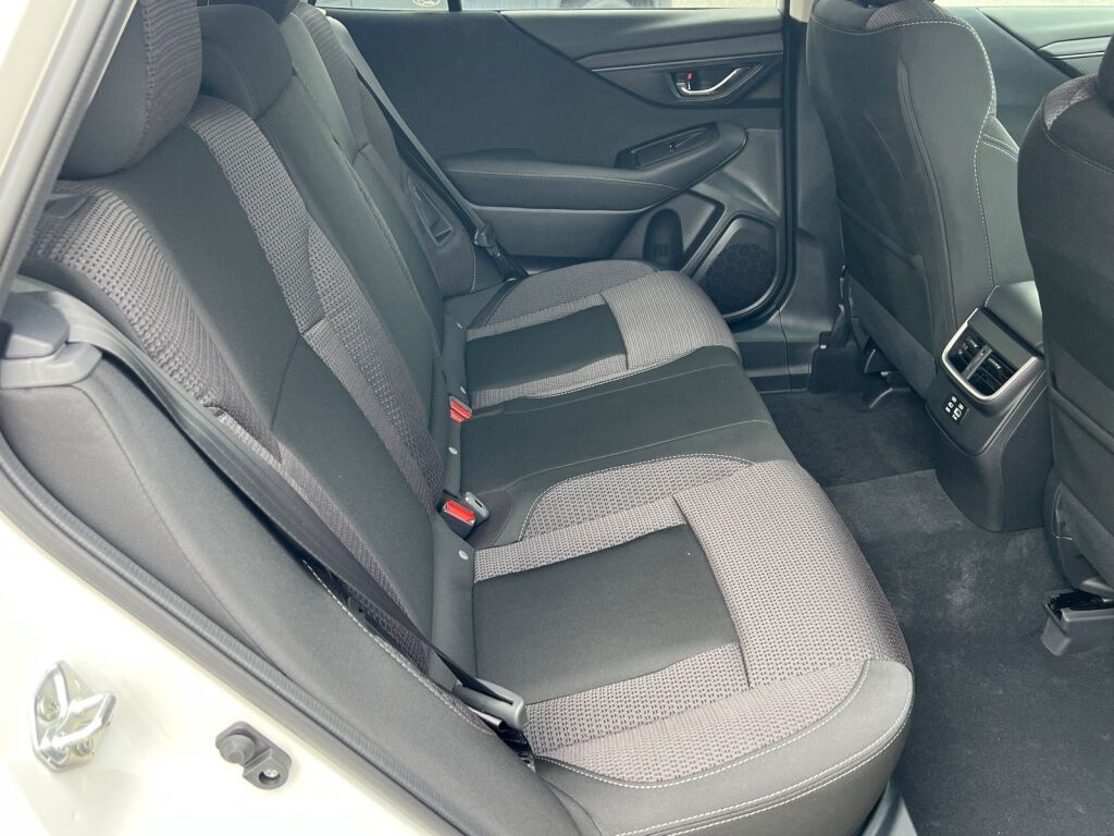 2025 Subaru Outback Premium Hagerstown MD