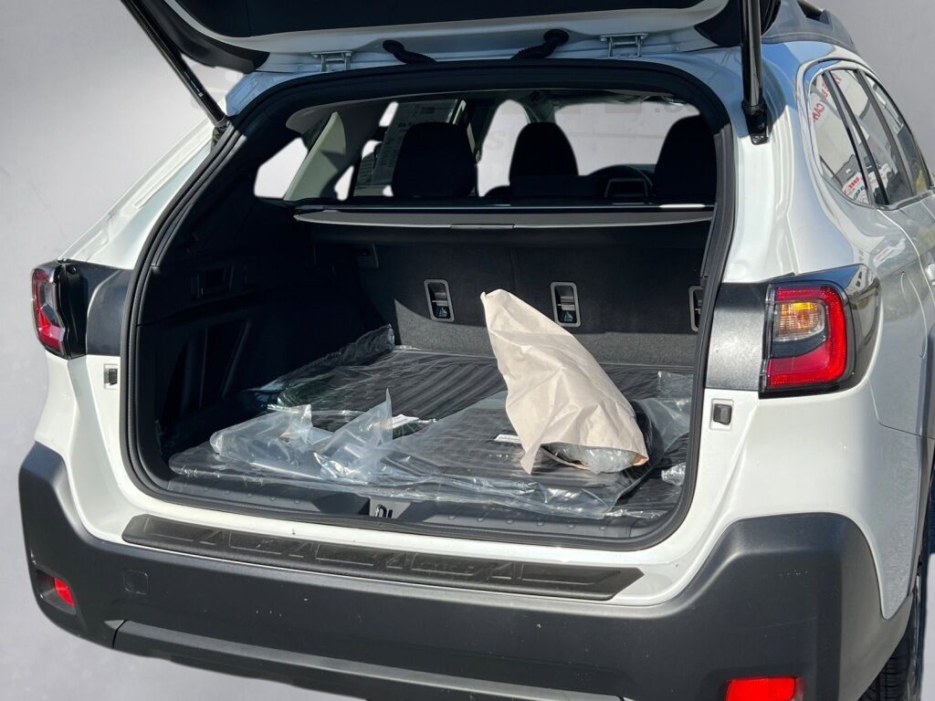 2025 Subaru Outback Premium Hagerstown MD