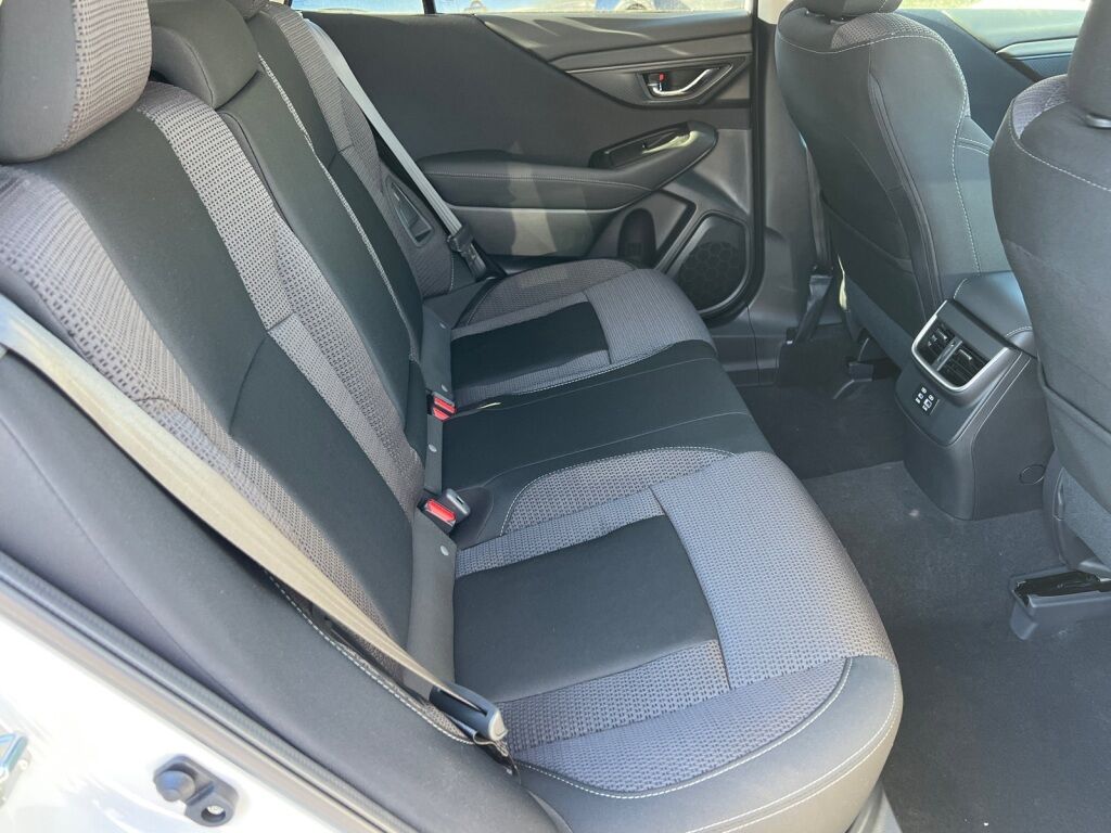 2025 Subaru Outback Premium Hagerstown MD