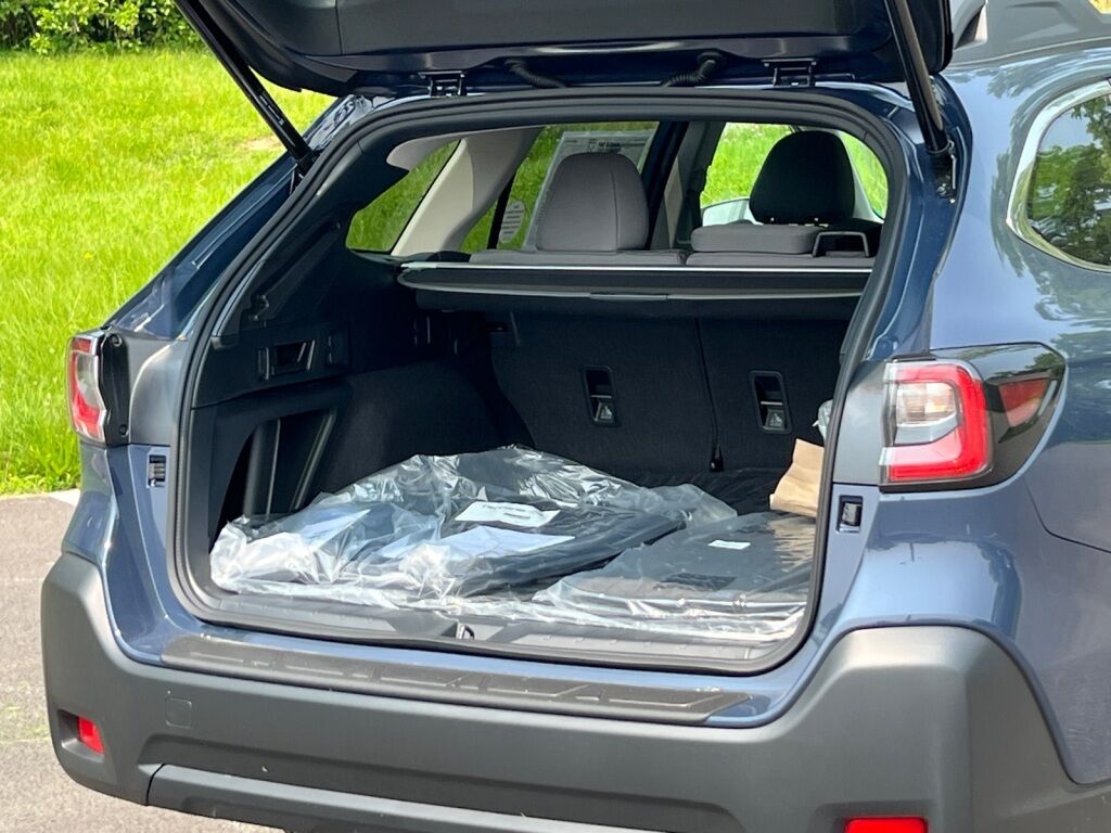 2025 Subaru Outback Premium Hagerstown MD