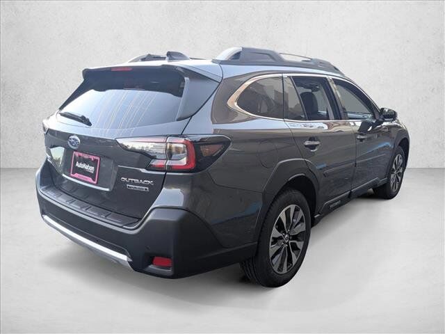 2025 Subaru Outback Touring
