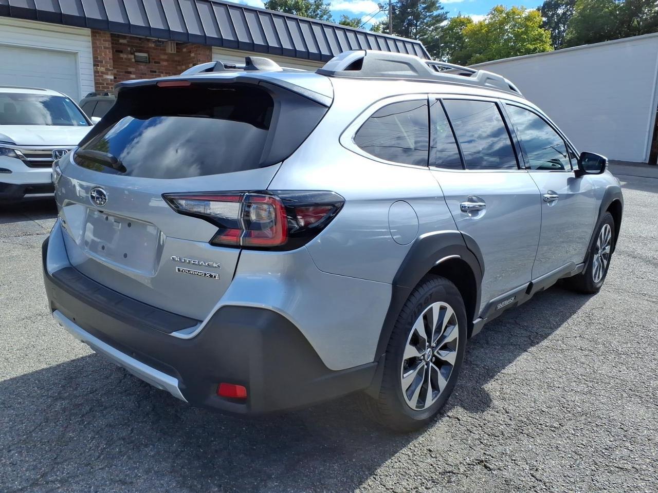 2025 Subaru Outback Touring XT