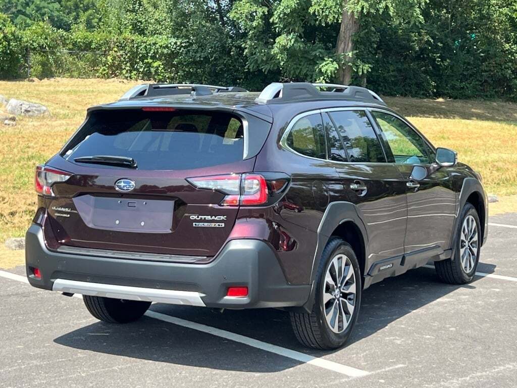 2025 Subaru Outback Touring XT Hagerstown MD