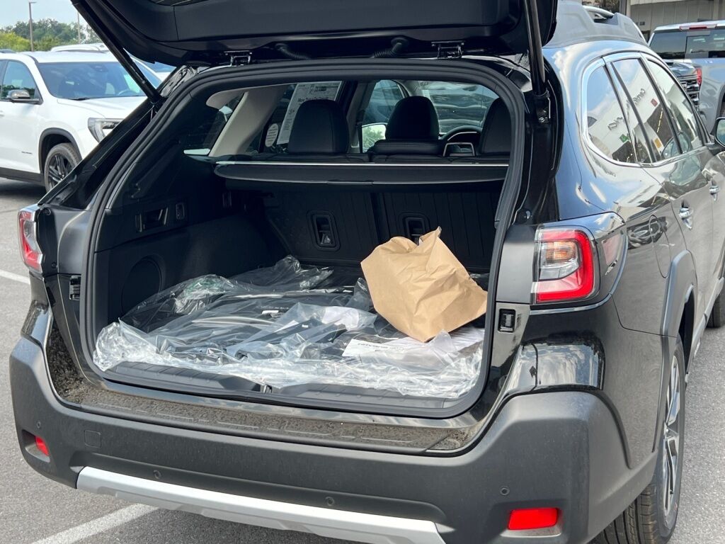 2025 Subaru Outback Touring XT Hagerstown MD