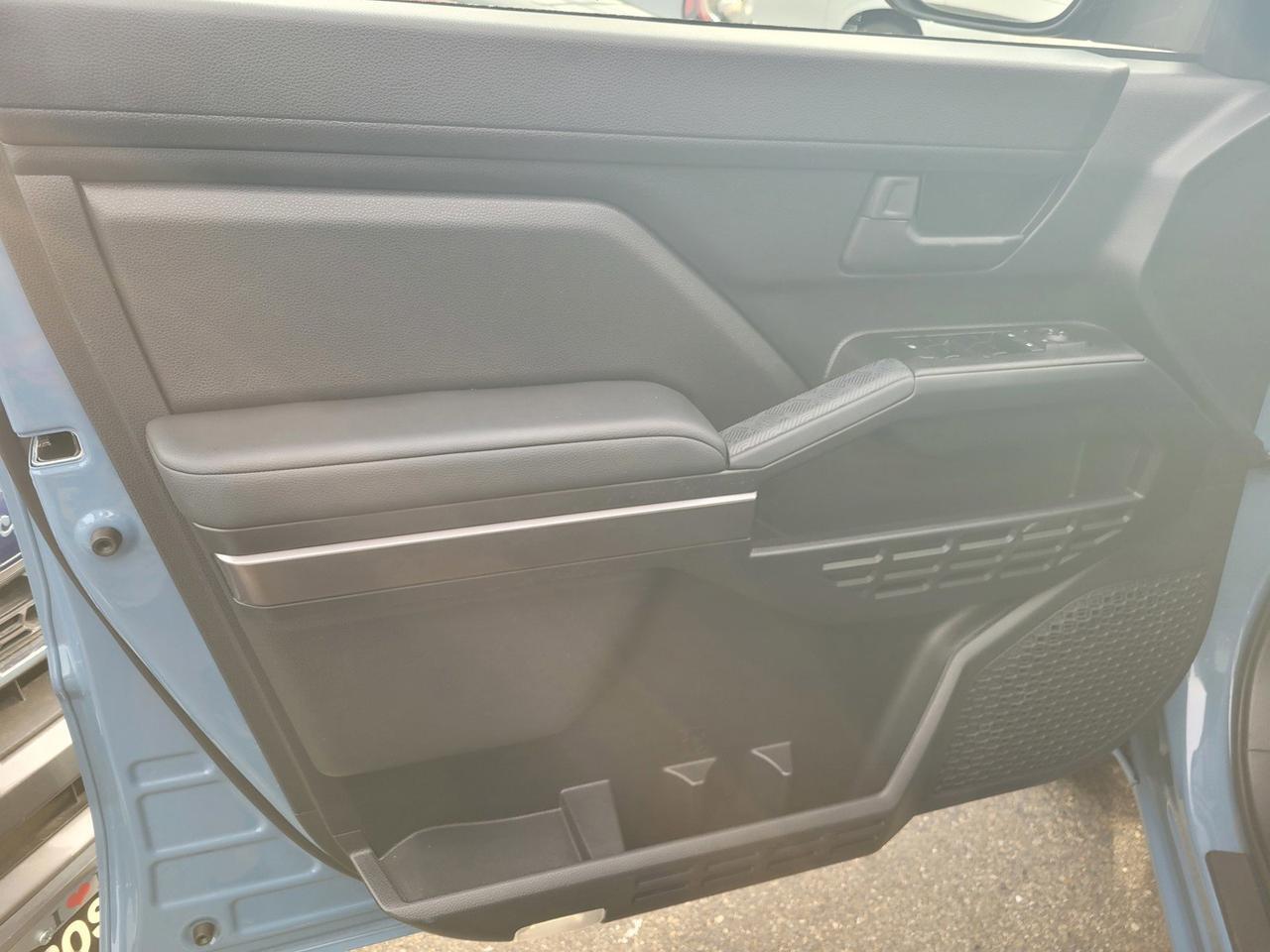 2025 TOYOTA 4RUNNER SR5 Roseville CA