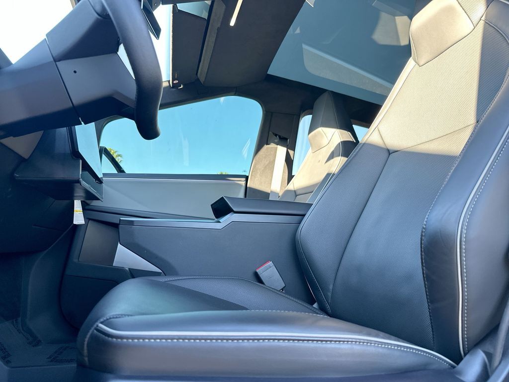 2025 Tesla Cybertruck Base Tucson AZ