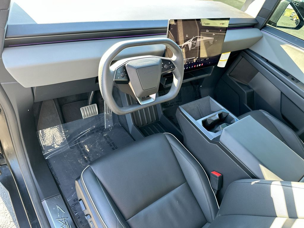 2025 Tesla Cybertruck Base