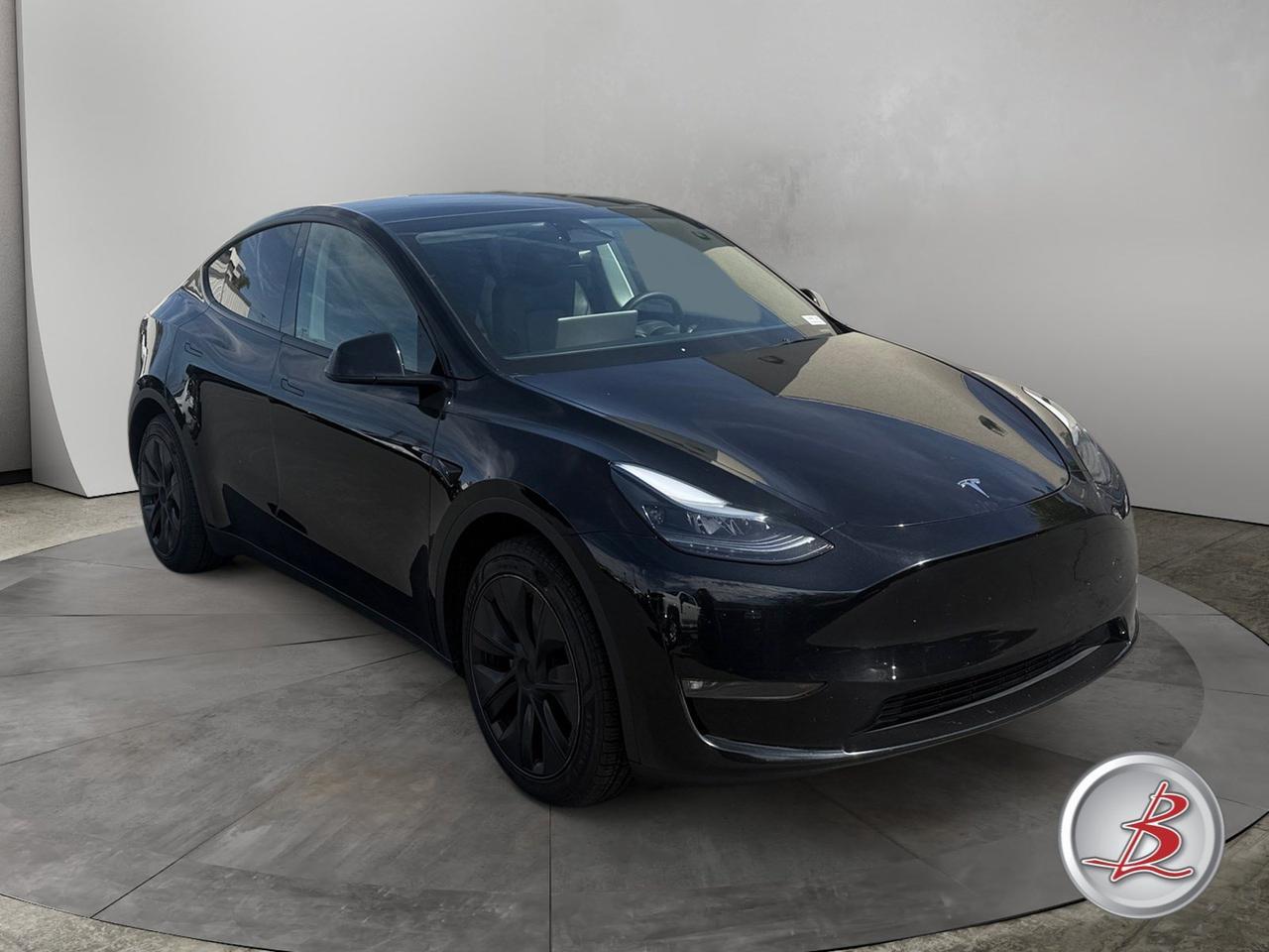 2025 Tesla MODEL Y Long Range w/3rd Row Seat