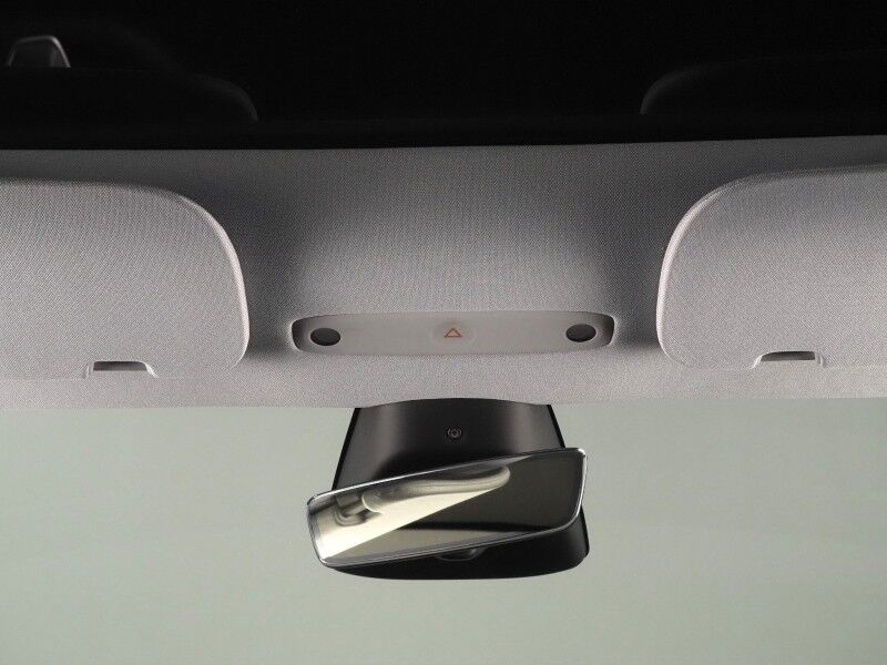 2025 Tesla Model 3 Long Range AWD *AUTOPILOT, NAVIGATION, SAFETY ALERTS, ADAPTIVE CRUISE, SURROUND VIEW CAMERAS, PANORAMA GLASS ROOF, CLIMATE SEATS, HEATED STEERING, WIRELESS CHARGING Round Rock TX