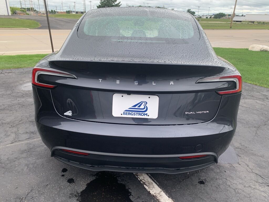 2025 Tesla Model 3 Long Range Green Bay WI