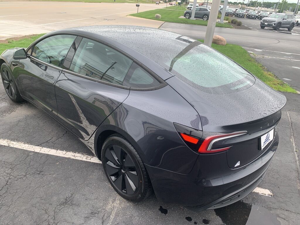 2025 Tesla Model 3 Long Range Green Bay WI