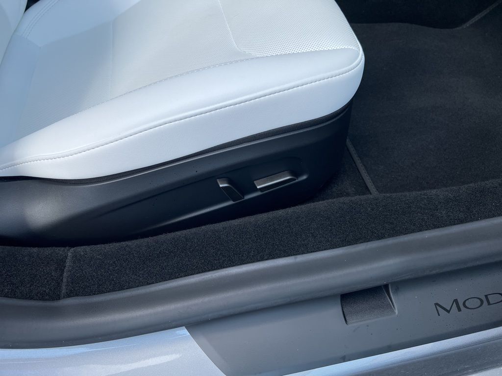 2025 Tesla Model 3 Long Range Mount Joy PA