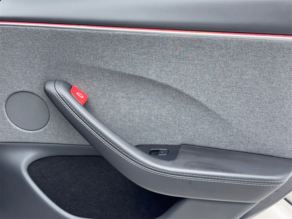 2025 Tesla Model 3 Long Range NAV,CAM,PANO,HTD STS,BLIND SPOT Plano TX