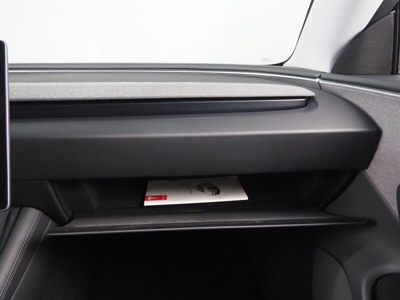 2025 Tesla Model 3 Long Range RWD *AUTOPILOT, NAVIGATION, SAFETY ALERTS, ADAPTIVE CRUISE, SURROUND VIEW CAMERAS, PANORAMA GLASS ROOF, CLIMATE SEATS, HEATED STEERING, WIRELESS CHARGING Round Rock TX