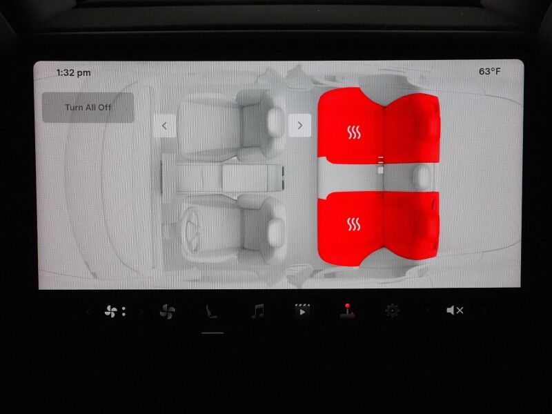 2025 Tesla Model 3 Long Range RWD *AUTOPILOT, NAVIGATION, SAFETY ALERTS, ADAPTIVE CRUISE, SURROUND VIEW CAMERAS, PANORAMA GLASS ROOF, CLIMATE SEATS, HEATED STEERING, WIRELESS CHARGING Round Rock TX
