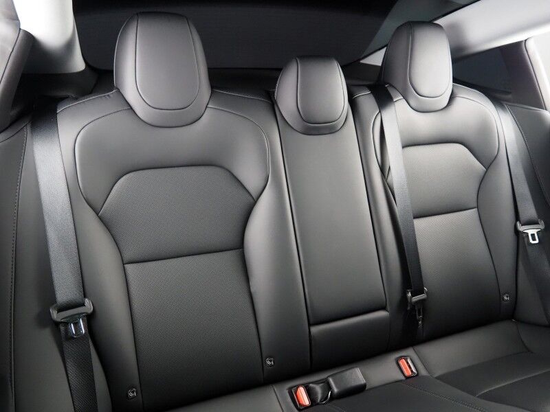 2025 Tesla Model 3 Long Range RWD *AUTOPILOT, NAVIGATION, SAFETY ALERTS, ADAPTIVE CRUISE, SURROUND VIEW CAMERAS, PANORAMA GLASS ROOF, CLIMATE SEATS, HEATED STEERING, WIRELESS CHARGING Round Rock TX