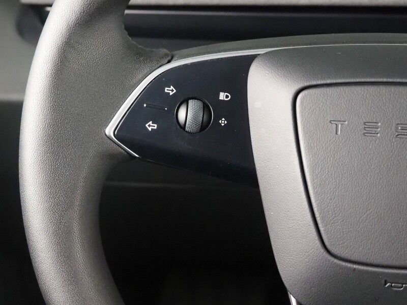 2025 Tesla Model 3 Long Range RWD *AUTOPILOT, NAVIGATION, SAFETY ALERTS, ADAPTIVE CRUISE, SURROUND VIEW CAMERAS, PANORAMA GLASS ROOF, CLIMATE SEATS, HEATED STEERING, WIRELESS CHARGING Round Rock TX