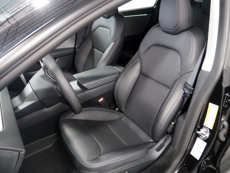 2025 Tesla Model 3 Long Range RWD *AUTOPILOT, NAVIGATION, SAFETY ALERTS, ADAPTIVE CRUISE, SURROUND VIEW CAMERAS, PANORAMA GLASS ROOF, CLIMATE SEATS, HEATED STEERING, WIRELESS CHARGING Round Rock TX