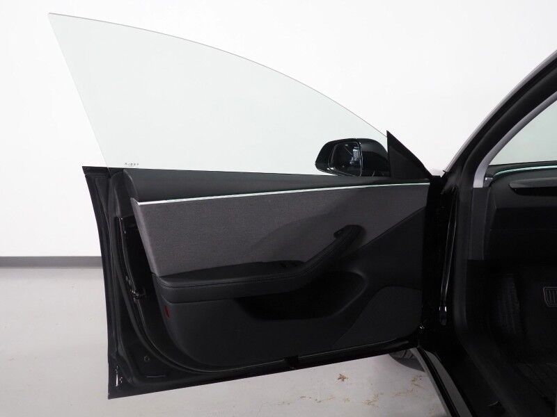 2025 Tesla Model 3 Long Range RWD *AUTOPILOT, NAVIGATION, SAFETY ALERTS, ADAPTIVE CRUISE, SURROUND VIEW CAMERAS, PANORAMA GLASS ROOF, CLIMATE SEATS, HEATED STEERING, WIRELESS CHARGING Round Rock TX