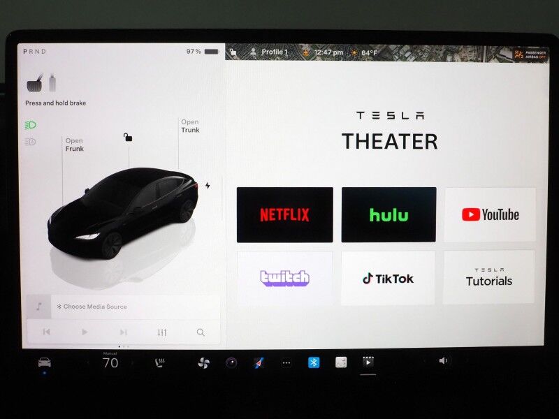 2025 Tesla Model 3 Long Range RWD *AUTOPILOT, NAVIGATION, SAFETY ALERTS, ADAPTIVE CRUISE, SURROUND VIEW CAMERAS, PANORAMA GLASS ROOF, CLIMATE SEATS, HEATED STEERING, WIRELESS CHARGING Round Rock TX