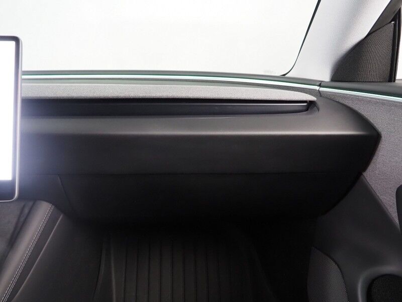 2025 Tesla Model 3 Long Range RWD *AUTOPILOT, NAVIGATION, SAFETY ALERTS, ADAPTIVE CRUISE, SURROUND VIEW CAMERAS, PANORAMA GLASS ROOF, CLIMATE SEATS, HEATED STEERING, WIRELESS CHARGING Round Rock TX