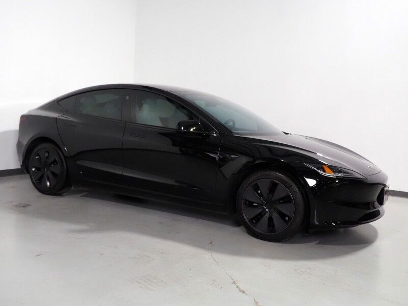 2025 Tesla Model 3 Performance's photo