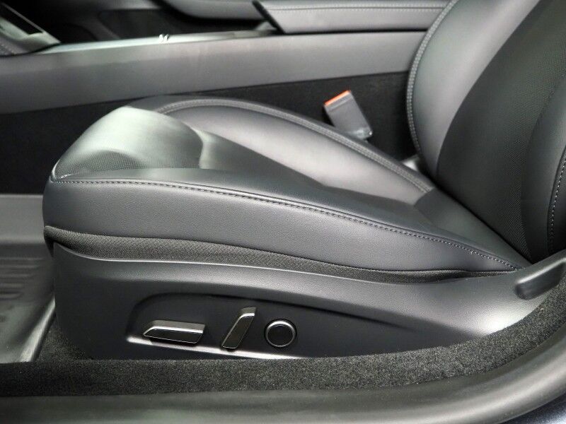 2025 Tesla Model 3 Long Range RWD *TRAFFIC AWARE CRUISE CONTROL, NAVIGATION, SAFETY ALERTS, SURROUND VIEW CAMERAS, PANORAMA GLASS ROOF, CLIMATE SEATS, HEATED STEERING, WIRELESS CHARGING Round Rock TX