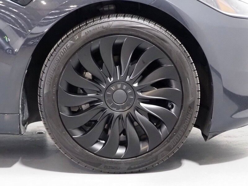 2025 Tesla Model 3 Long Range RWD *TRAFFIC AWARE CRUISE CONTROL, NAVIGATION, SAFETY ALERTS, SURROUND VIEW CAMERAS, PANORAMA GLASS ROOF, CLIMATE SEATS, HEATED STEERING, WIRELESS CHARGING Round Rock TX