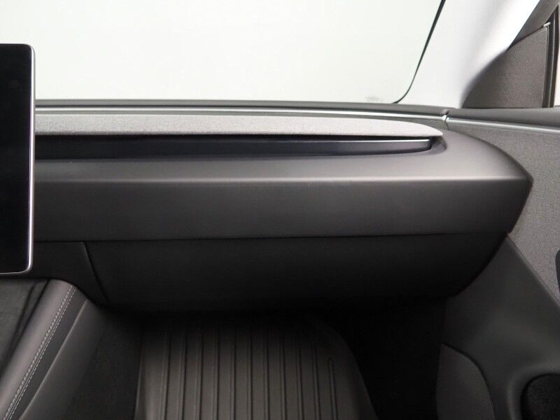 2025 Tesla Model 3 Long Range RWD *TRAFFIC AWARE CRUISE CONTROL, NAVIGATION, SAFETY ALERTS, SURROUND VIEW CAMERAS, PANORAMA GLASS ROOF, CLIMATE SEATS, HEATED STEERING, WIRELESS CHARGING Round Rock TX