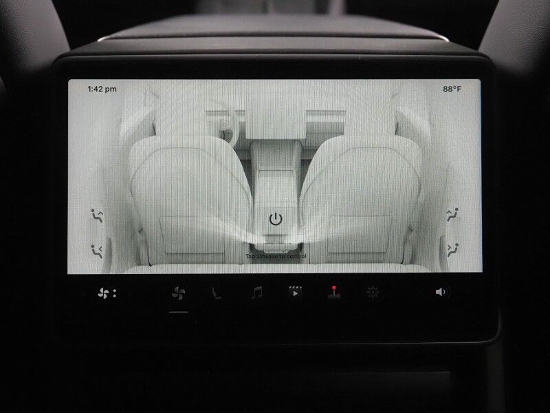 2025 Tesla Model 3 Long Range RWD *TRAFFIC AWARE CRUISE CONTROL, NAVIGATION, SAFETY ALERTS, SURROUND VIEW CAMERAS, PANORAMA GLASS ROOF, CLIMATE SEATS, HEATED STEERING, WIRELESS CHARGING Round Rock TX
