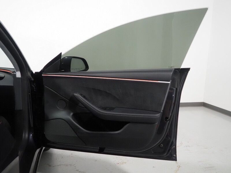2025 Tesla Model 3 Performance AWD *AUTOPILOT, NAVIGATION, SAFETY ALERTS, ADAPTIVE CRUISE, SURROUND VIEW CAMERAS, PANORAMA GLASS ROOF, CLIMATE SEATS, HEATED STEERING, 20 INCH WARP FORGED WHEELS, WIRELESS CHARGING Round Rock TX