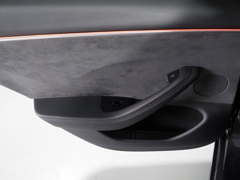 2025 Tesla Model 3 Performance AWD *AUTOPILOT, NAVIGATION, SAFETY ALERTS, ADAPTIVE CRUISE, SURROUND VIEW CAMERAS, PANORAMA GLASS ROOF, CLIMATE SEATS, HEATED STEERING, 20 INCH WARP FORGED WHEELS, WIRELESS CHARGING Round Rock TX