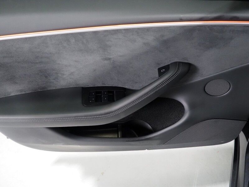 2025 Tesla Model 3 Performance AWD *AUTOPILOT, NAVIGATION, SAFETY ALERTS, ADAPTIVE CRUISE, SURROUND VIEW CAMERAS, PANORAMA GLASS ROOF, CLIMATE SEATS, HEATED STEERING, 20 INCH WARP FORGED WHEELS, WIRELESS CHARGING Round Rock TX