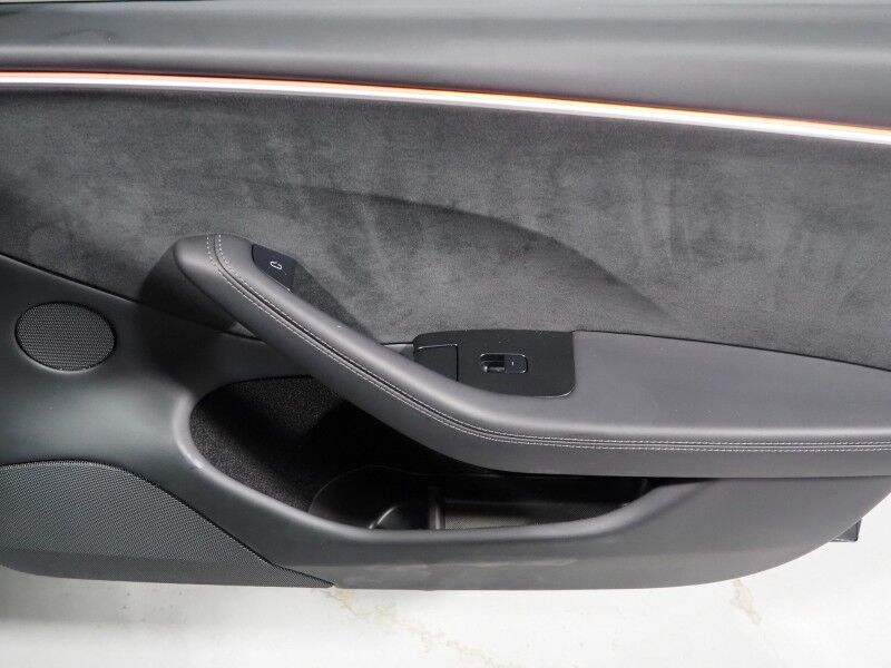 2025 Tesla Model 3 Performance AWD *AUTOPILOT, NAVIGATION, SAFETY ALERTS, ADAPTIVE CRUISE, SURROUND VIEW CAMERAS, PANORAMA GLASS ROOF, CLIMATE SEATS, HEATED STEERING, 20 INCH WARP FORGED WHEELS, WIRELESS CHARGING Round Rock TX