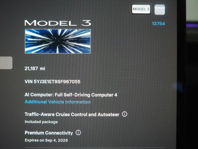 2025 Tesla Model 3 Performance AWD *TRAFFIC AWARE CRUISE CONTROL, NAVIGATION, SAFETY ALERTS, SURROUND VIEW CAMERAS, PANORAMA GLASS ROOF, CLIMATE SEATS, HEATED STEERING, 20 INCH WARP FORGED WHEELS, WIRELESS CHARGING Round Rock TX