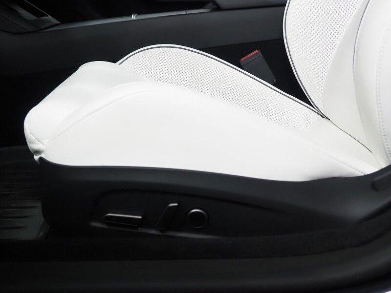 2025 Tesla Model 3 Performance AWD *TRAFFIC AWARE CRUISE CONTROL, NAVIGATION, SAFETY ALERTS, SURROUND VIEW CAMERAS, PANORAMA GLASS ROOF, CLIMATE SEATS, HEATED STEERING, 20 INCH WARP FORGED WHEELS, WIRELESS CHARGING Round Rock TX
